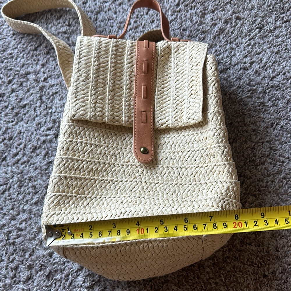 Universal Thread Straw Backpack - image 5